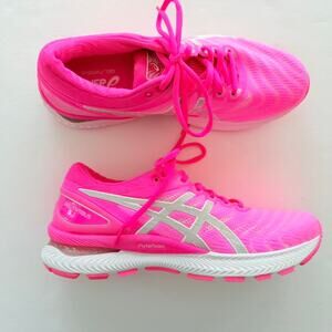 Asics Gel Nimbus 22 Hot Neon Pink Size 9 Knit Run Gym Walk Comfort Worn 1X RARE